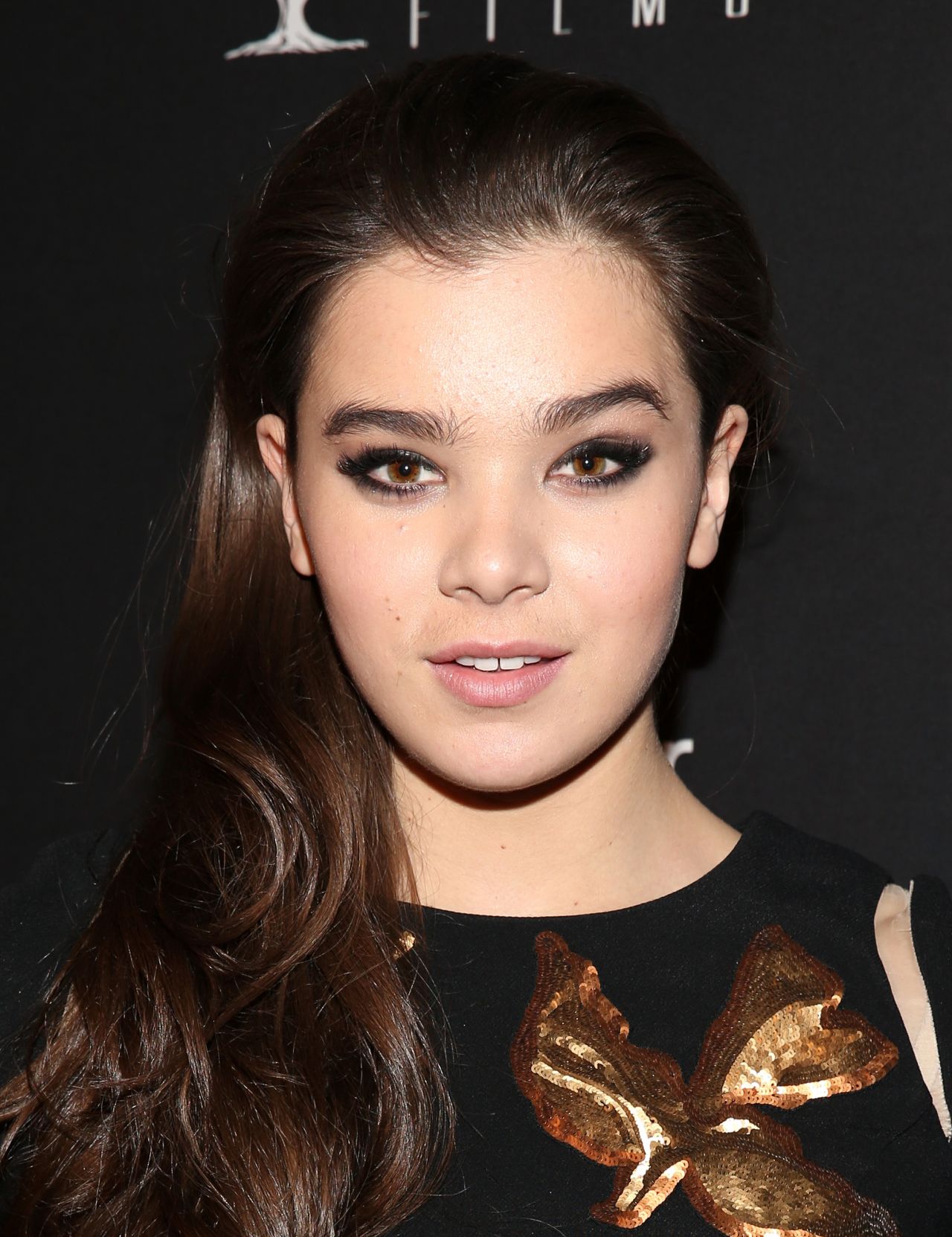 “True Grit” Star Hailee Steinfeld Set To Lead “Break My Heart 1000