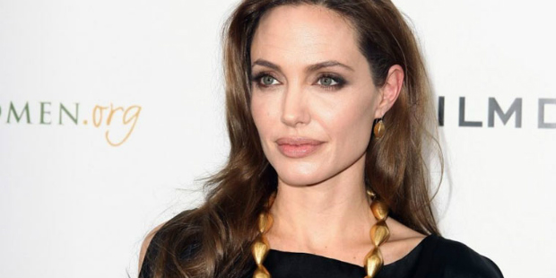 Angelina Jolie In Talks To Board Murder On The Orient Express The Tracking Board