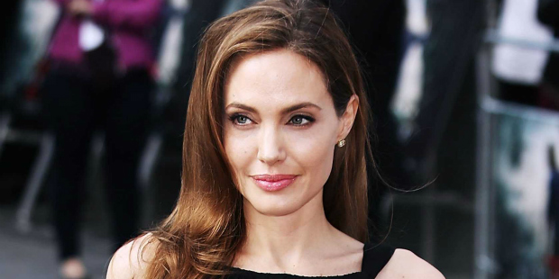 Angelina Jolie Departs Murder On The Orient Express The Tracking Board 